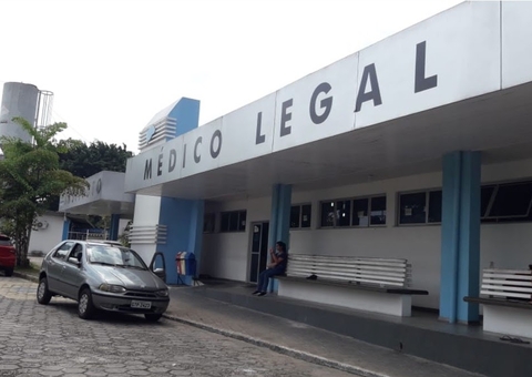 Jovem é crivado de balas na frente da esposa ao reagir a assalto em Manaus
