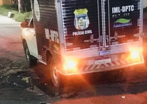 Moradores ouvem tiros e se deparam com homem estirado em avenida de Manaus