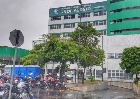 Assaltante vai parar no hospital ao sofrer acidente durante fuga em Manaus
