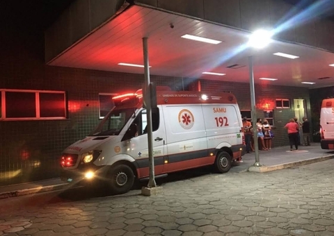 Assaltante é espancado após tentar roubar pizzaria com arma falsa em Manaus