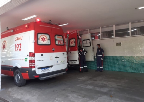 Jovem é baleado na frente de casa em Manaus 