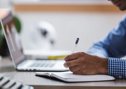 Cursinho oferece aulas preparatórias gratuitas para o Enem no Amazonas 