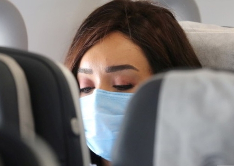 Latam vai proibir alguns tipos de máscaras em voos; Saiba quais 