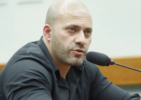 Polícia apreende celulares na cela do deputado Daniel Silveira 