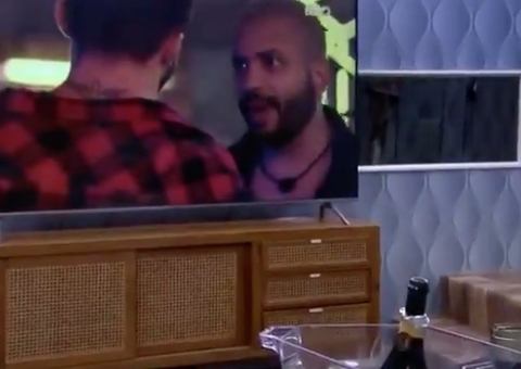 BBB21: ‘Antes ela do que nós’, diz Projota para Arthur sobre Carla