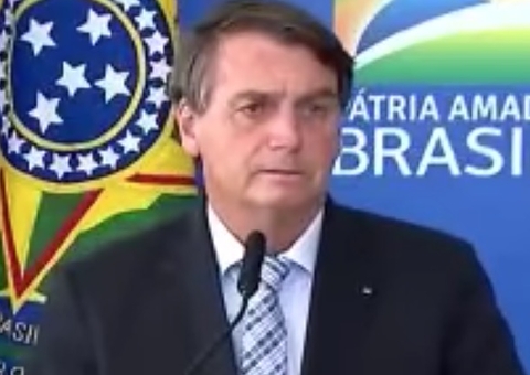 Bolsonaro volta a criticar lockdown e diz que medida 'não é remédio'