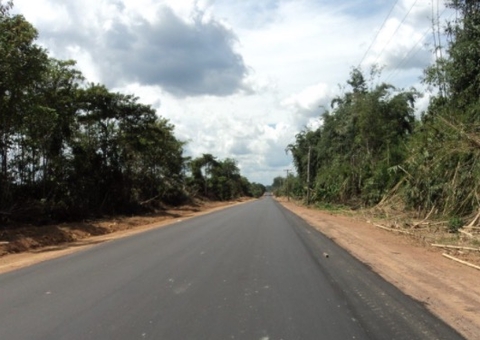 Obras na AM-010 devem iniciar em agosto e previsão é de 10 mil empregos 