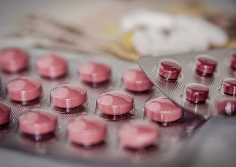 Confaz prorroga incentivos fiscais para remédios e material de saúde