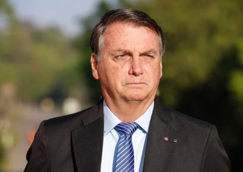 Bolsonaro vai entrar na fila para se vacinar contra Covid-19 