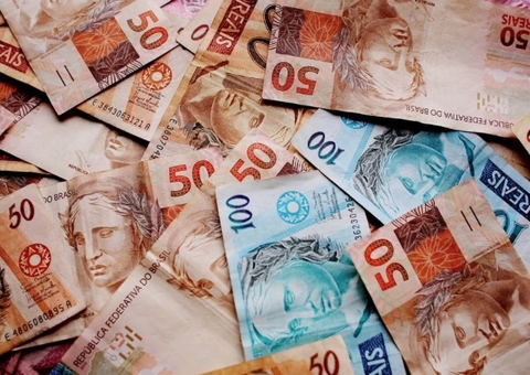 Governo federal deve antecipar 13º de aposentados e pensionistas