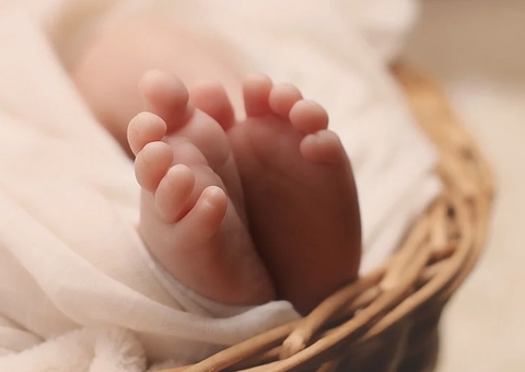 Recém-nascido com 17 dias morre de covid-19