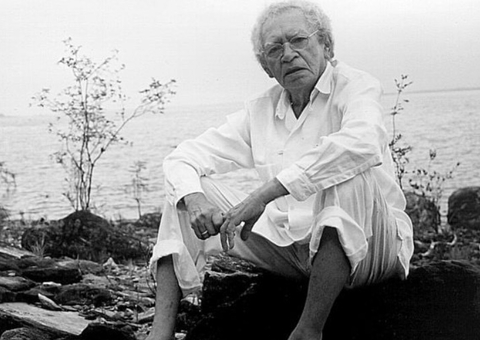 Poeta amazonense Thiago de Mello completa 95 anos com homenagem em Manaus