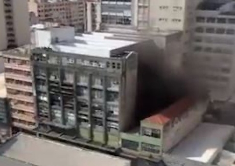 Incêndio atinge prédio do jornal Folha de S.Paulo 