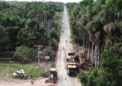 Governo do Amazonas lança edital de licitação para obras na AM-010