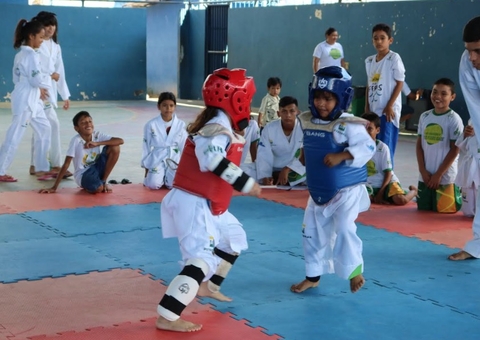 Projeto abre inscrições para aulas gratuitas de taekwondo e judô em Manaus