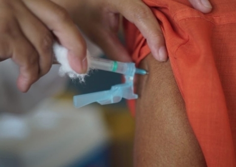 Covid: Manaus começa a vacinar pessoas de 30 a 34 anos com comorbidades