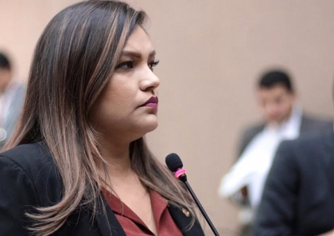 Aleam abre processo de cassação contra deputada Joana Darc