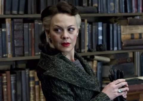 Helen McCrory, atriz de Harry Potter e Peaky Blinders, morre aos 52 anos