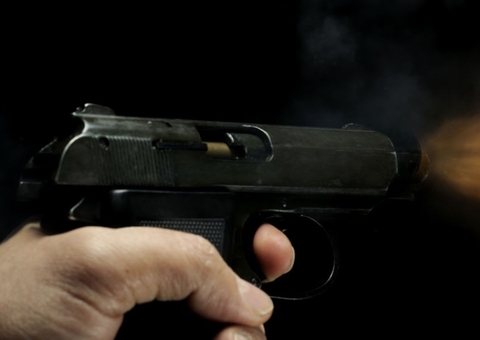 Homem morre em troca de tiros com a polícia na Compensa 