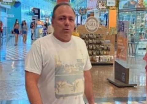 Manauara Shopping diz que orientou Pazuello a comprar máscara após flagra