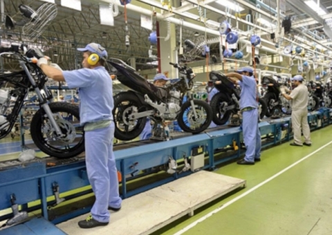 Yamaha suspende produção de motocicletas em Manaus 