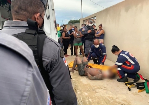 Homem é espancado e jogado de barranco durante briga em Manaus