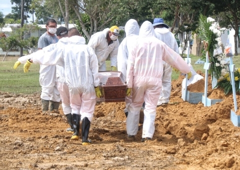 Veja carta que Mandetta enviou a Bolsonaro alertando sobre colapso na saúde