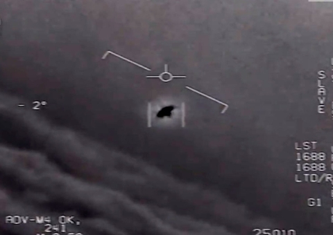 Governo confirma veracidade de vídeo com OVNIs na Califórnia