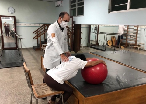 Policlínica da Codajás em Manaus oferece fisioterapia pós-Covid-19