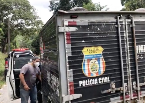 Na véspera do Dia das Mães, mulher encontra filho executado em Manaus