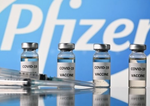 Se contrato com Pfizer fosse aceito em agosto, Brasil teria 18,5 milhões de doses