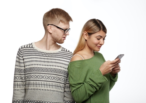 Confira cinco motivos pelos quais mulheres traem 