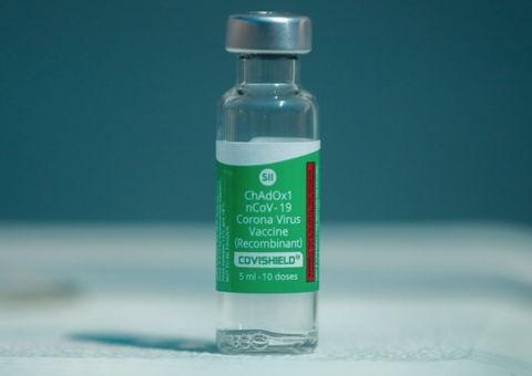 Sem insumos, Fiocruz suspende hoje produção de vacinas AstraZeneca