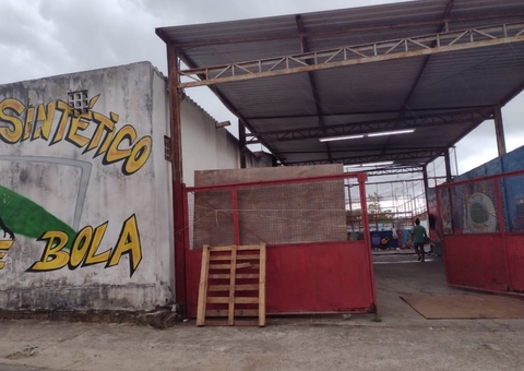 Sete pessoas ficam feridas durante tiroteio em festa clandestina em Manaus 