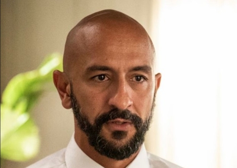 Vilão em ‘Amor de Mãe’, ator da Globo posa com o marido e se declara