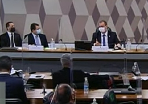 Crescimento de internações em hospitais privados alertou sobre 2ª onda em Manaus