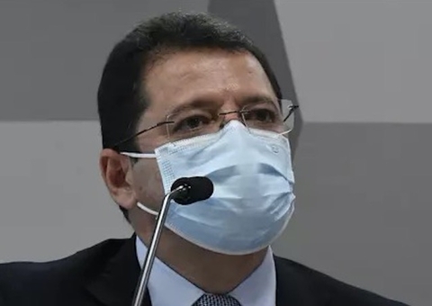 Ex-secretário diz que Mayra Pinheiro enfatizou tratamento precoce em Manaus