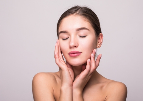 Saiba a importância desse hábito simples para seu rosto