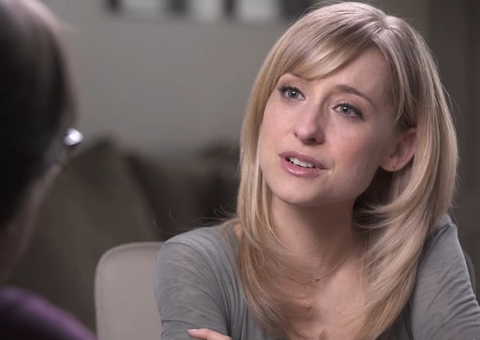 Atriz de ‘Smallville’ entrega áudios chocantes de líder de seita 