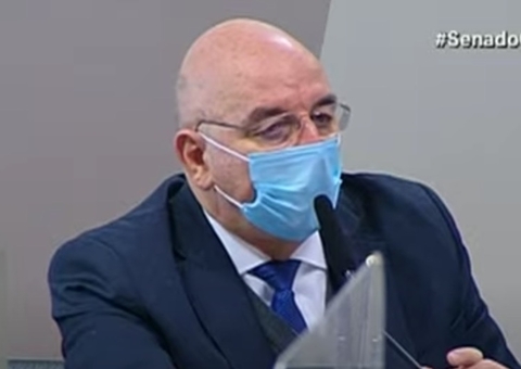 Osmar Terra diz que previsões da pandemia foram baseadas em fatos da época