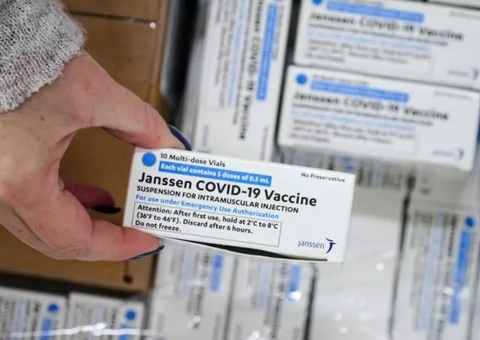 Chega ao Brasil mais 942 mil doses da vacina Janssen