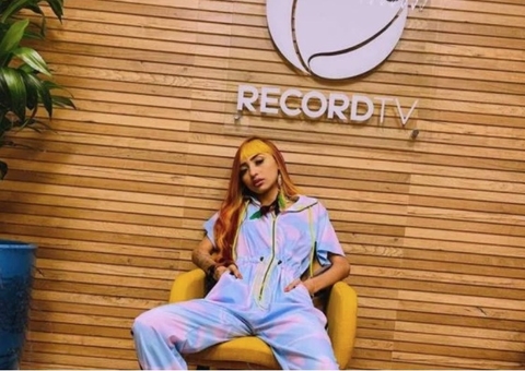 Ruivinha de Marte está na mira da Record para ‘A Fazenda 13’