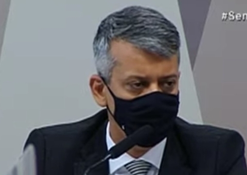 À CPI, ex-diretor volta a negar propina e chama Dominguetti de 'picareta'