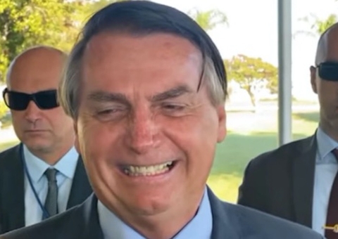 Bolsonaro faz comentário racista sobre cabelo de apoiador 