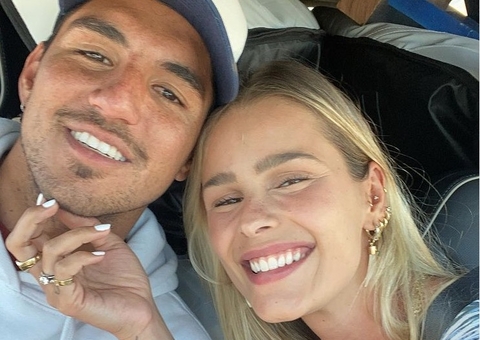 Yasmin Brunet faz mistério e levanta suspeitas de gravidez