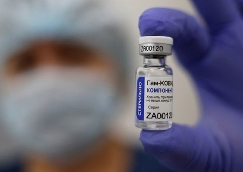 Doses da Sputnik V devem chegar ao Brasil na próxima semana 