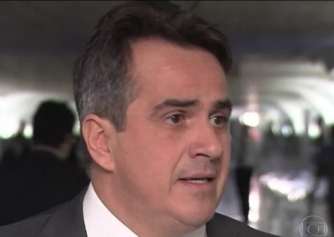Bolsonaro avalia nomear Ciro Nogueira para Casa Civil 