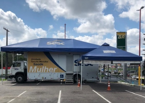 Carreta da Mulher oferece exames em estacionamento de supermercado de Manaus; confira