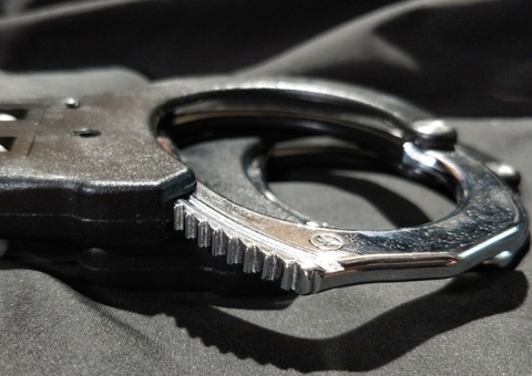 Foragido da Justiça é preso na fila de vacinação contra covid