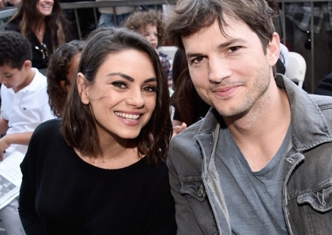 Ashton Kutcher e Mila Kunis revelam que não dão banho nos filhos todos os dias